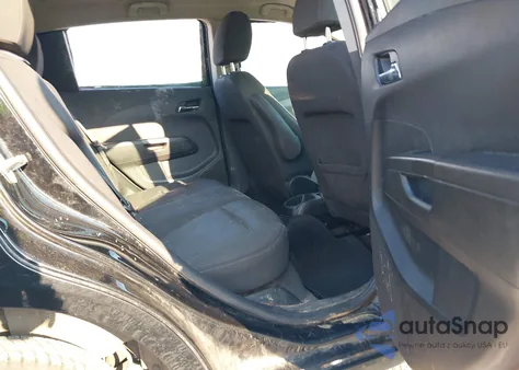 2016 Chevrolet Sonic Lt Auto z USA, uszkodzony, nr VIN 1G1JC6SH5G4117845